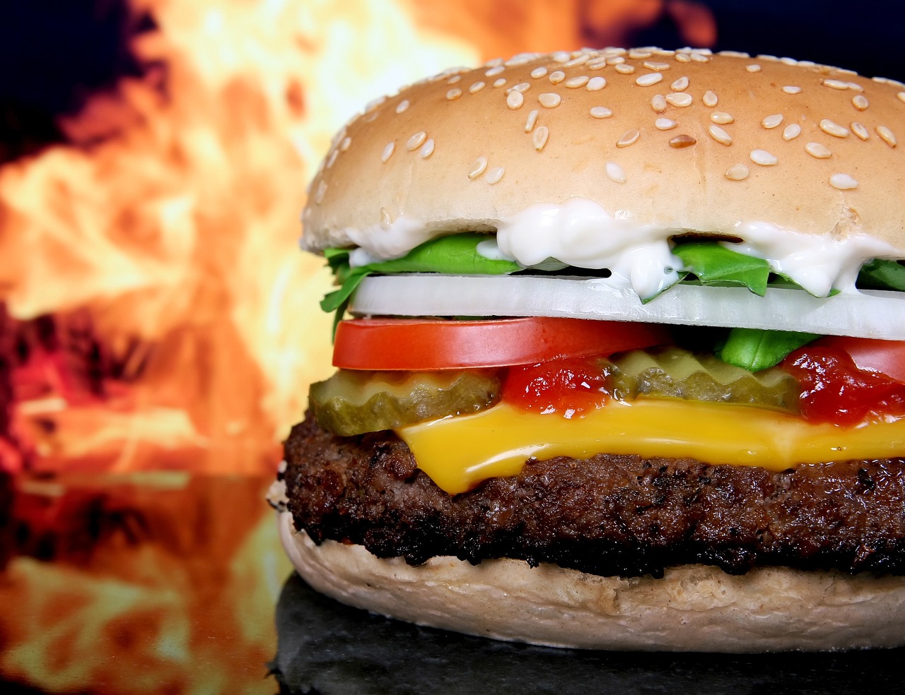souboj-fastfoodu-–-bigmac-vs.-whooper